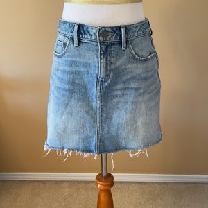 TREASURE & BOND Raw Hem Denim Mini Skirt